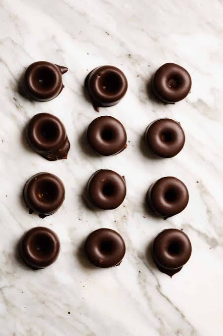 Everfresh Dark Chocolate Aniseed Ring Bulk 6kg