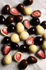 Everfresh Milk Chocolate Freeze Dried Strawberry Bulk 5kg